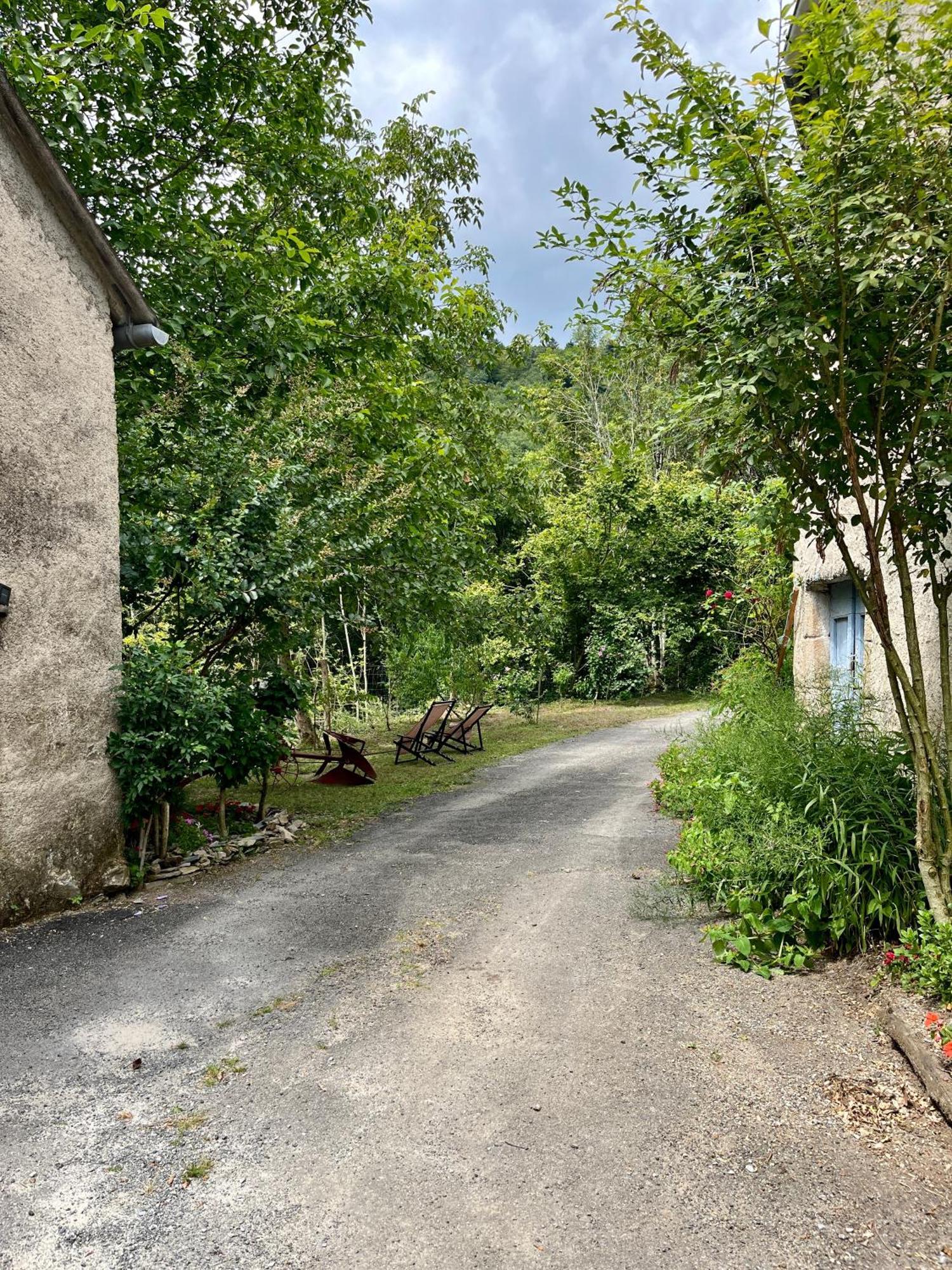 Parenthese En Foret - Lodge Baliveau Le Bez  Exterior foto